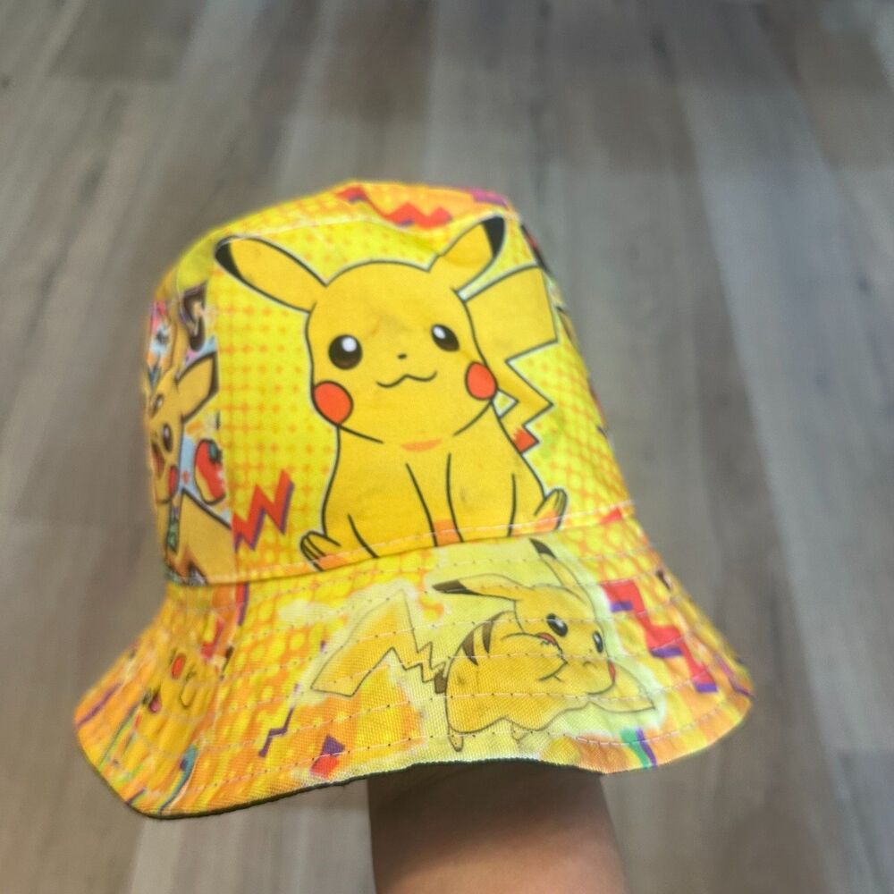 Pokémon yellow bucket hat Youth all around design of Pikachu